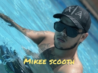 Mikee_scooth